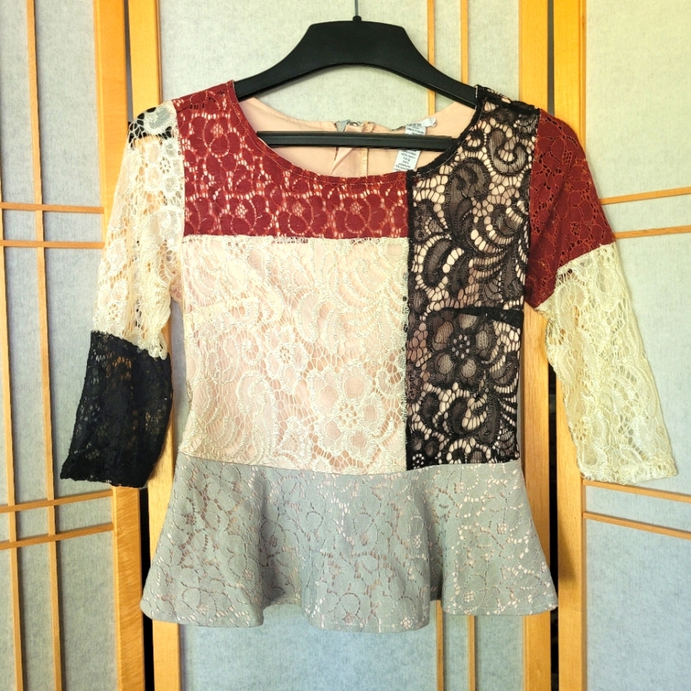 Bar III small peplum top